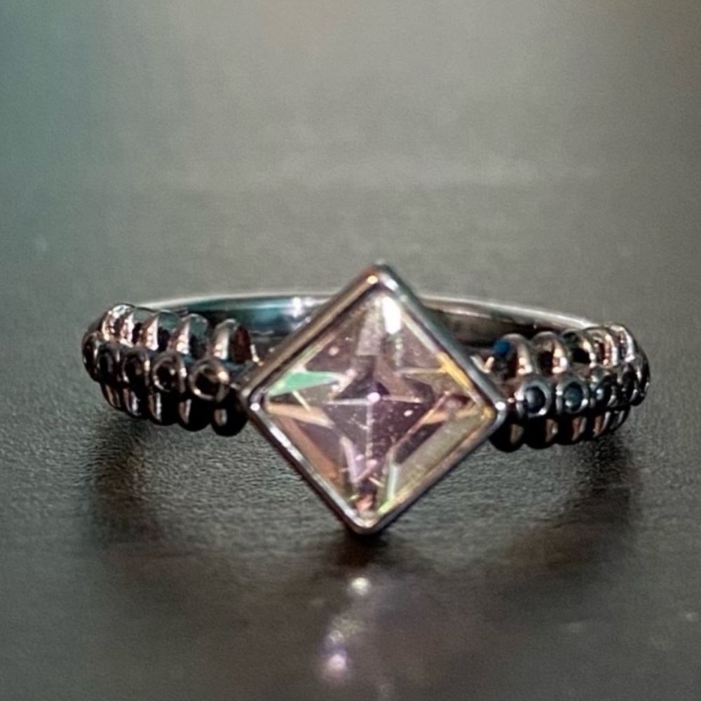 Fragrant Jewels Wicked With of the West Ring Black/Gray- Size 6.
